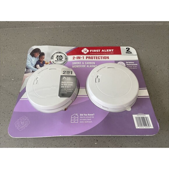 First Alert 2 In 1 Protection Smoke Carbon Monoxide Alarm 2 Pack 1544678 New - Picture 1 of 6
